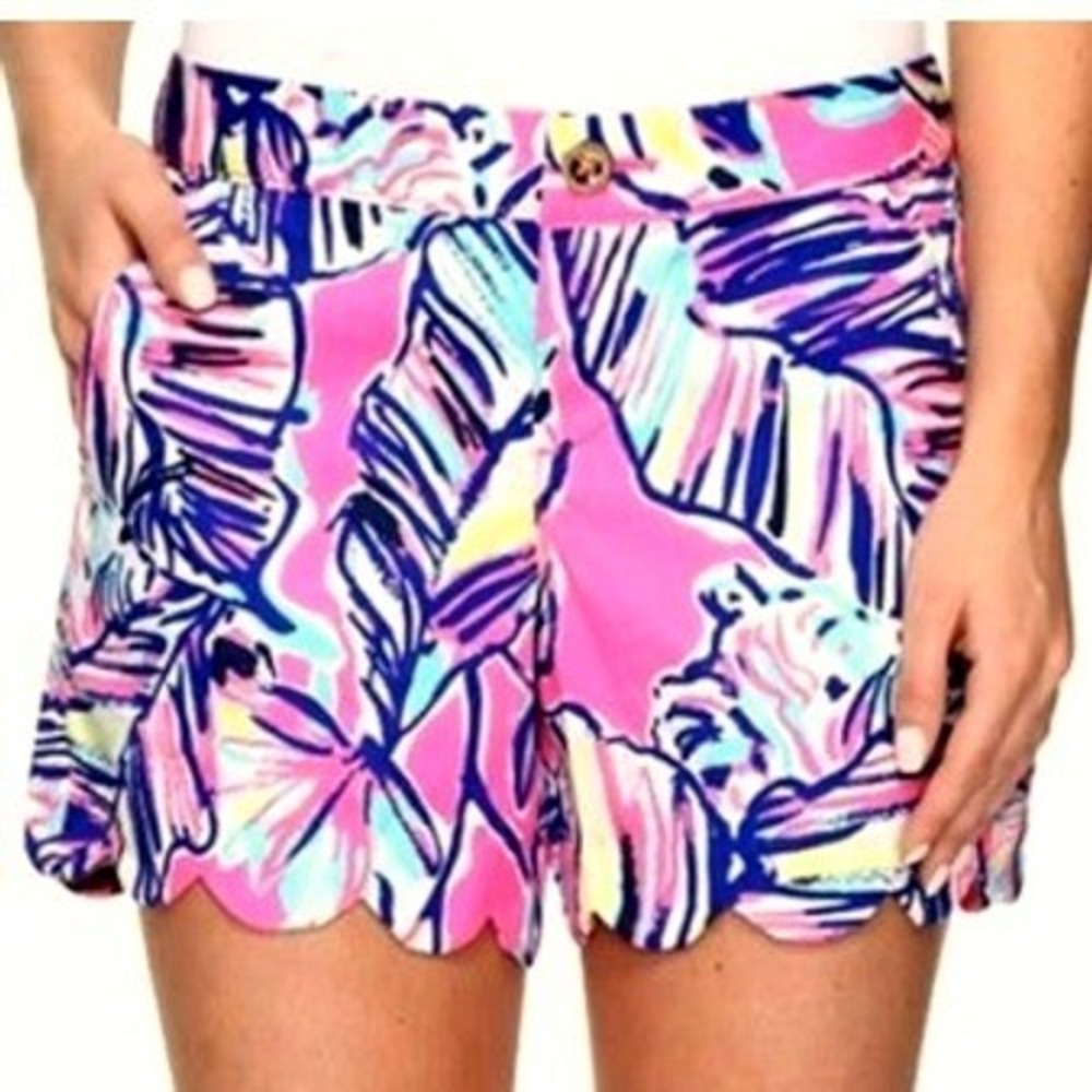 LILLY PULITZER Women's 2 Pink Blue Tropical Palm Leaf Buttercup Scalloped Shorts